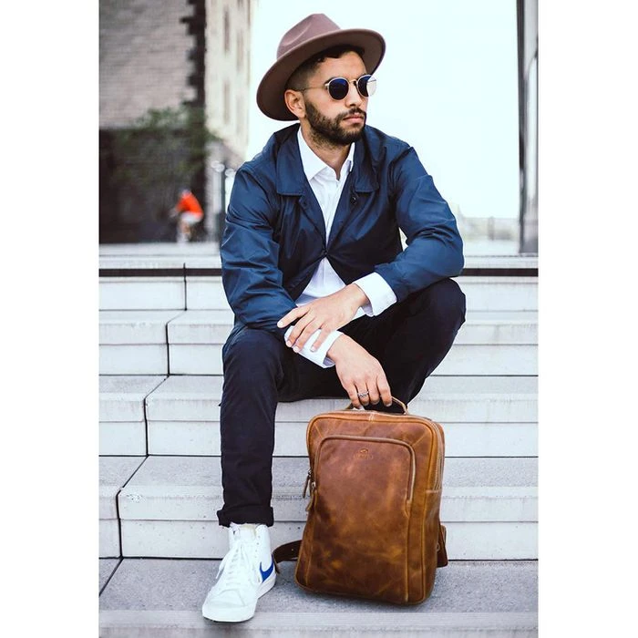 Almadih Rucksack Bene, Braun Havana, Laptopfach, Echt Leder, 7L, 35cm – Bild 6